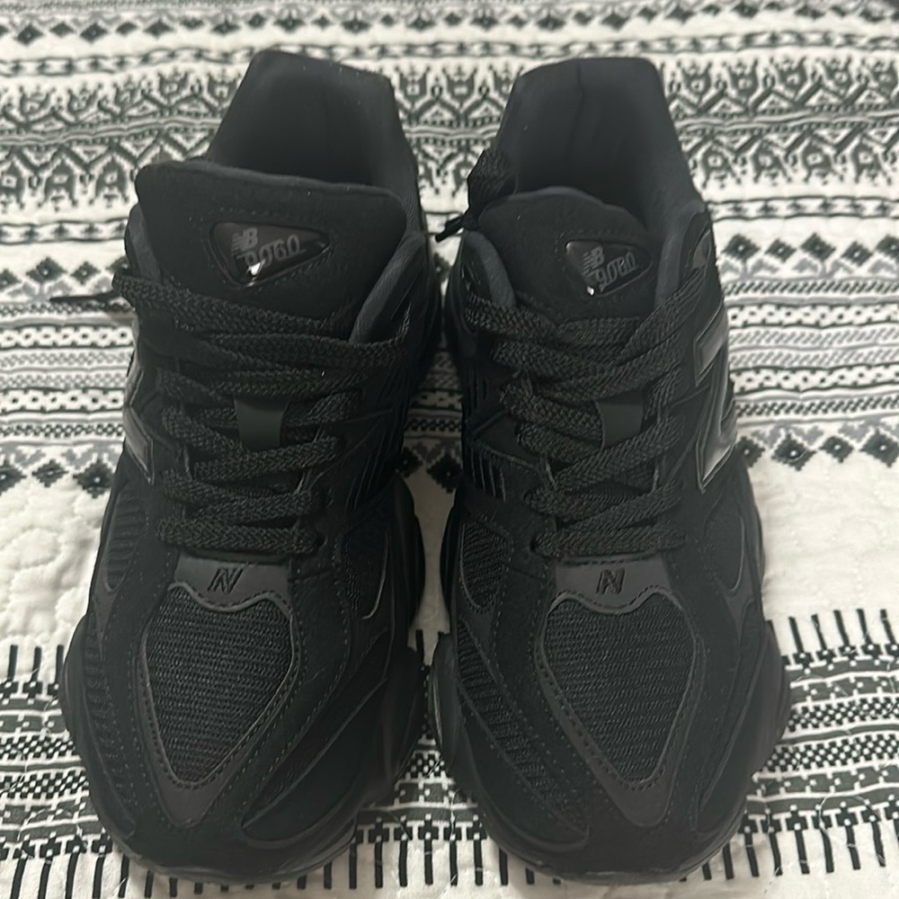 Men’s new balance all black 9060